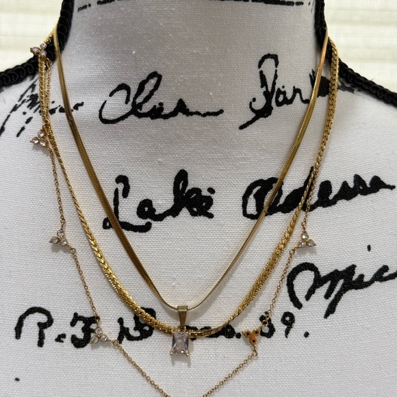 18 K Gold Plated Layered Necklace Set - Picture 2 of 5